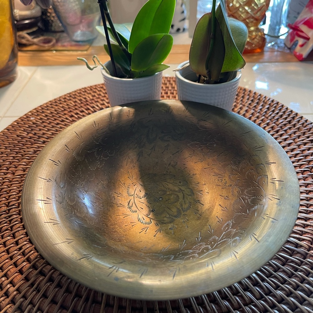Brass pedestal stool dish